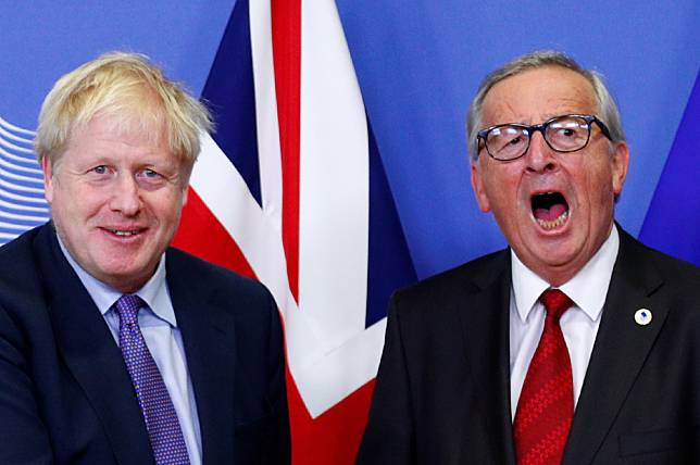 17號這天，英國首相強生和歐盟執委會主席榮科召開聯合記者會，宣布強生和歐盟就脫歐協議達成共識。 路透社/達志影像