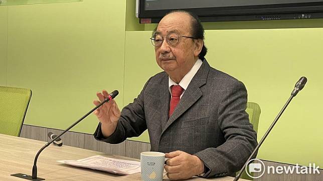 民進黨團總召柯建銘還原黨內召委選舉矛盾，左批王世堅、右罵陳冠廷「不要太超過」。 圖：金大鈞／攝（資料照片）