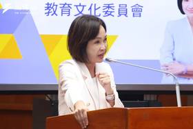 國民黨高雄市長參選人柯志恩警告，政府若對涉及主權與海洋權益僅表達「肯定」，等於在國際法上弱化我方立場，也給中國介入的口實，未來若再派船隻執法，恐提高區域緊張與碰撞風險。（資料照，顏麟宇攝）