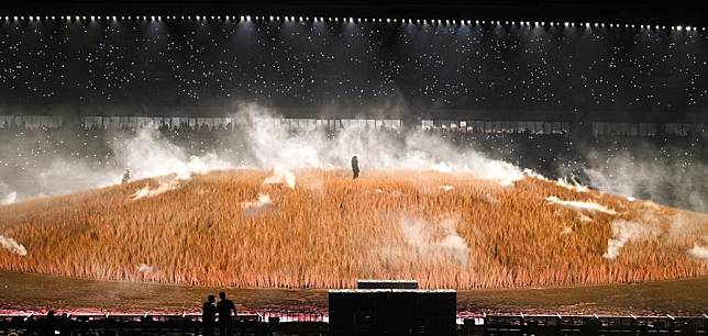 This photo taken on Sept. 15, 2024 shows the scene of American rapper Kanye West's &ldquo;world tour listening party,&rdquo; in Haikou, capital of south China's Hainan Province. (Xinhua)