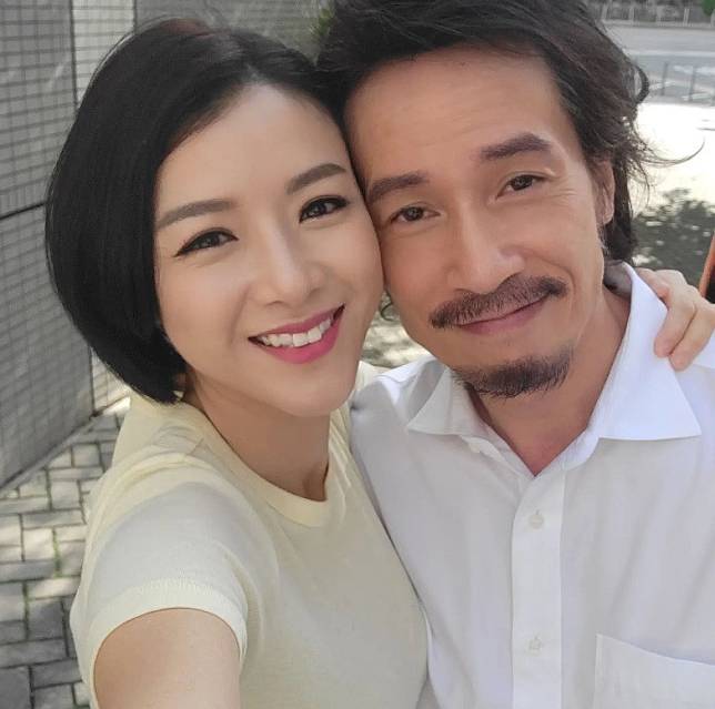 陳茵媺(左)和陳豪結婚10年育有2子1女，一家5口幸福和樂。(翻攝自Instagram)