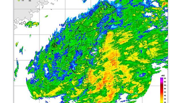 前氣象局長鄭明典今（1/15）指出整個台灣都被回波蓋住了。翻攝臉書