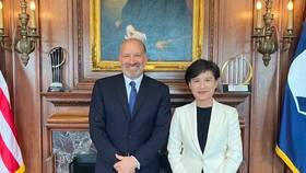 政院首度公布台美關稅談判雙方會面照片。行政院提供