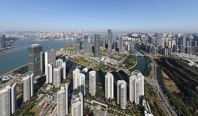 An aerial drone photo taken on Nov. 26, 2024 shows a view of the financial island in Hengqin, Zhuhai City, south China's Guangdong Province. (Xinhua/Deng Hua)