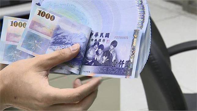 醫師比工程師高薪？10年名醫揭薪資真相...內行點「這選擇」才是終極目標