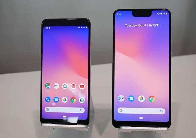 圖左為5.5吋Pixel 3；圖右為6.3吋Pixel 3 XL。(圖記者劉惠琴攝)