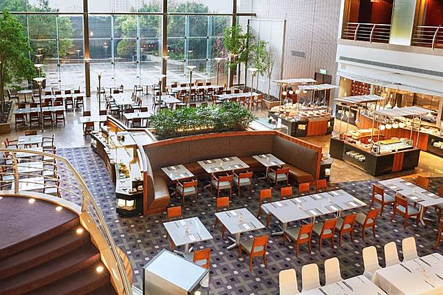小學生家長日前發起謝師宴活動，席設新竹某五星級大飯店餐廳，為分攤師長費用，每人酌收1650元，引發不少討論。翻攝畫面