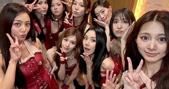 TWICE出道10年終來台　11月22日登高雄國家體育場