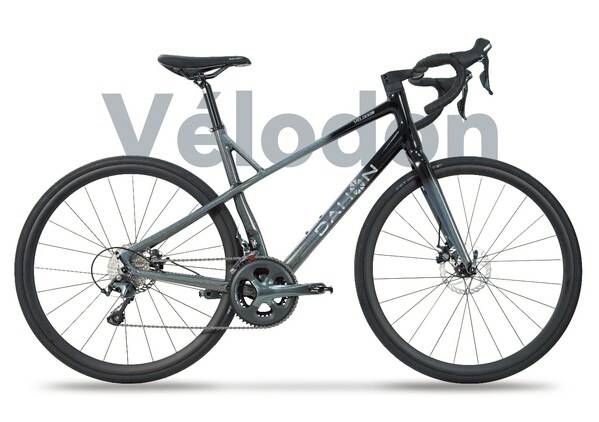 DAHON unveils its first-ever 700C aluminum frame fork road bike, Vélodon, incorporating the revolutionary “D-VELO” Speed Technology with a brand new design.