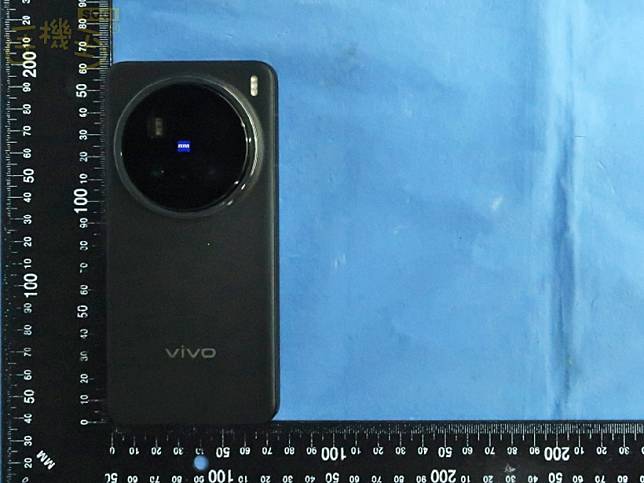 vivo X200 Pro通過NCC 盒裝提供90W快充頭