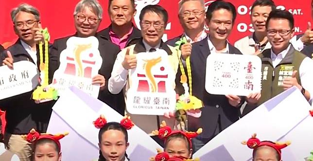 台灣燈會19日舉行宣傳活動，台南市長黃偉哲到場，向大家介紹高鐵燈區的特色。