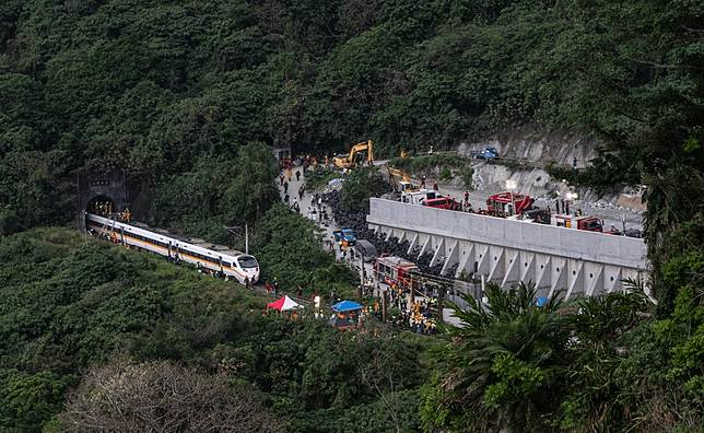 2021年4月2日發生的太魯閣號出軌事故造成49人死亡。（資料照）