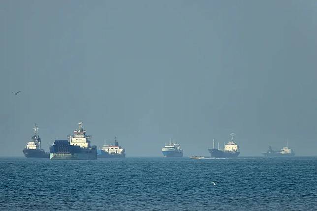 ▲美國總統川普（Donald Trump）3日表示，美國將「解救」自因荷姆茲海峽（Strait of Hormuz）關閉而受困的貨輪，並將項行動稱為「自由行動」（Project Freedom），讓中東情況再度升級。（圖／美聯社／達志影像）