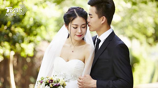 拍攝婚紗照是許多新人結婚時難忘的回憶。(TVBS資料示意圖)