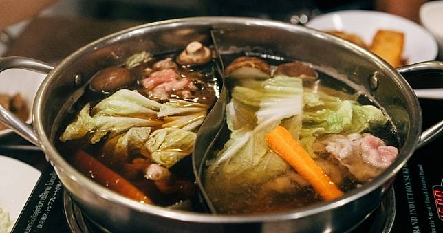 吃完火鍋4個月！顧客控「健康問題」要求賠償　接警方電話秒改口