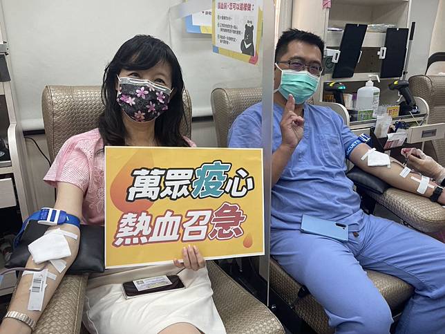 佳里奇美醫院號召醫護人員捐血，度過血荒。(佳奇提供)