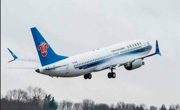 中國民航局今(10)日發布第4份「熔斷指令」，暫停國航CA910莫斯科至北京航班運行1週。   圖：翻攝自人民日報