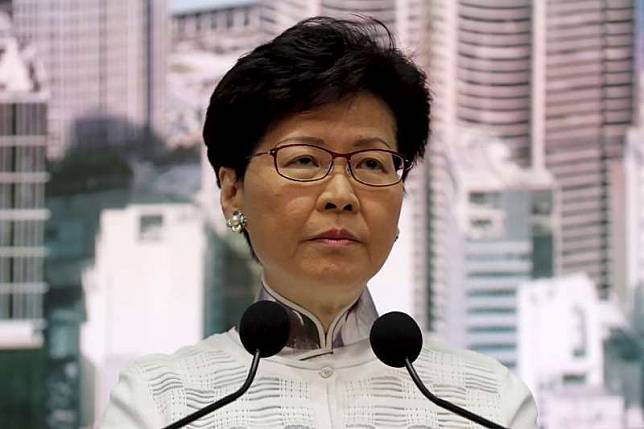 2019年6月15日，香港特首林鄭月娥宣布暫緩修訂《逃犯條例》，試圖化解「反送中運動」危機（AP）