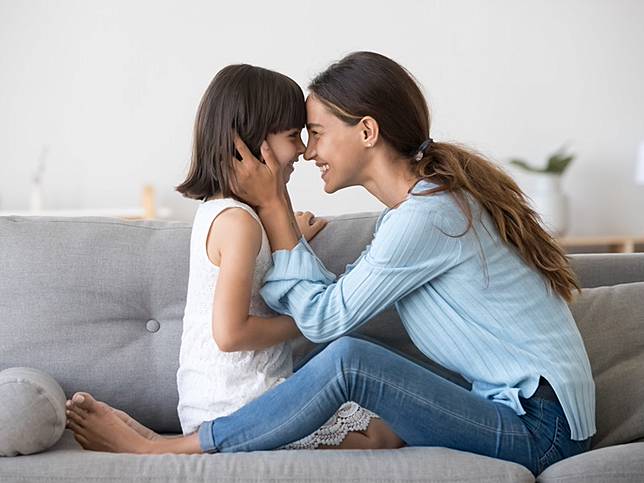 就算對你生氣，媽媽還是愛你」知道自己無條件被愛著的孩子，更願意給予愛！ | 媽媽寶寶| LINE TODAY