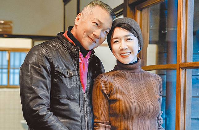 黃仲崑（左）突曬初戀女友照，釣出妻子Lulu霸氣回應。（圖／羅永銘攝）