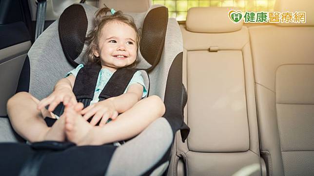 兒童未乘坐安全座椅，死亡率是乘坐者的8倍。