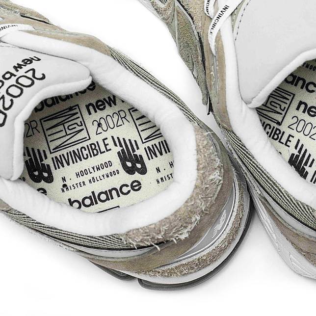 New Balance x INVINCIBLE x N.HOOLYWOOD ML2002RV聯乘正式登場