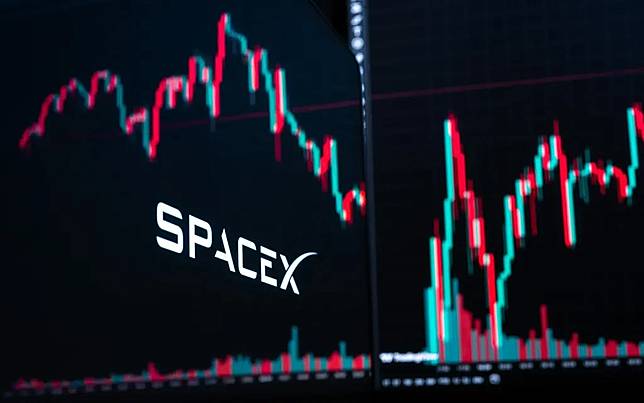 科技巨頭馬斯克（Elon Musk）旗下的太空探索公司SpaceX，上市後連日上漲，市值已經超過亞馬遜。（圖／美聯社／達志影像）