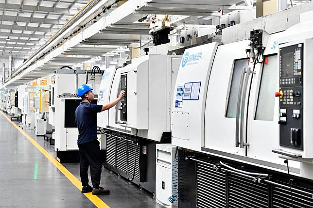 A worker is on duty at the production line of Tianrun Industrial Technology Co., Ltd. in Wendeng District of Weihai City, east China's Shandong Province, July 21, 2023. The district is committed to developing automobiles, new energy and new materials, electronic information and medicine industries. The proportion of high-tech industry output value in the district has risen to 60 percent. (Xinhua/Guo Xulei)