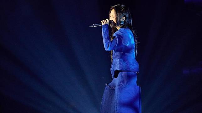 徐佳瑩9日晚間她帶著「變得有些奢侈的事」演唱會前往廣州。（圖／亞神音樂提供）