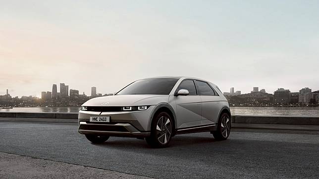 Hyundai 正式開放小改款 Ioniq 5 / 6 預接單，預售價 159.9 萬起！