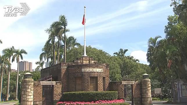 台灣大學驚傳墜樓意外。（示意圖／shutterstock 達志影像）