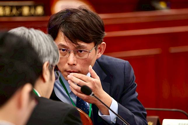 民眾黨立委黃國昌今天痛斥大法官。李政龍攝