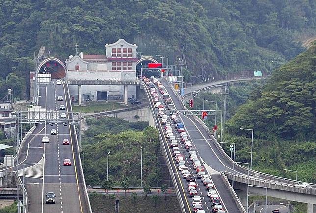 高公局表示，春節連假國5塞車在所難免。   圖：取自公眾政策網路參與平台
