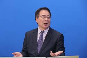 前立委蔡正元認為，柯文哲一定會被民進黨拿起來狠K猛打，所以柯文哲要曬黑皮膚，準備被剝皮。（圖／陳明安攝影）
