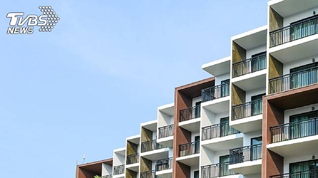 新竹市一對夫妻雖同住在透天厝，但溝通確是靠存證信函，法官判准離婚。(示意圖／TVBS)