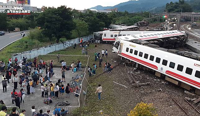 รถไฟตกรางในไต้หวัน เสียชีวิต 18 คน เจ็บนับร้อย ทางการเร่งสอบสวนสาเหตุ