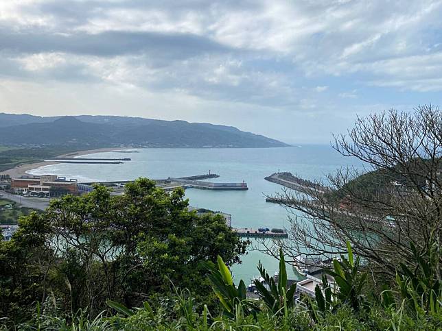 秋冬北海岸漁港療癒之旅 泡溫泉賞景嚐鮮美海產