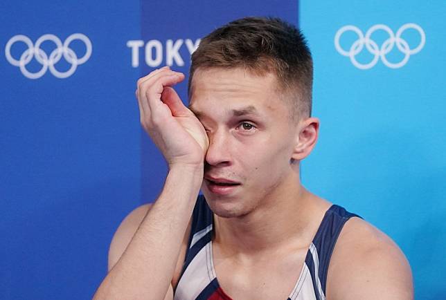 Belarusian Litvinovich claims men's trampoline title at Tokyo Olympics |  XINHUA | LINE TODAY