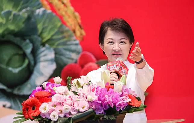 綠酸盧秀燕「死亡連署始祖」　藍反譏為共諜案打烏賊戰