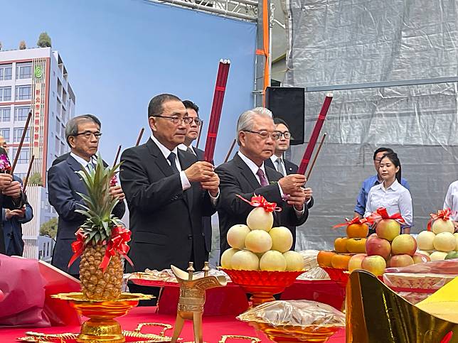 仁寶瑞芳長照醫療大樓開工。記者吳康瑋／攝影