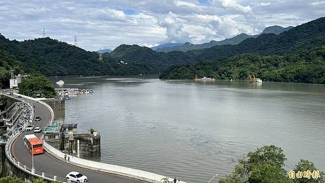 巴威颱風為石門水庫集水區帶來421.8毫米的降雨量，總入流量約2億140萬噸、相當1座石門水庫蓄水量。(記者李容萍攝)
