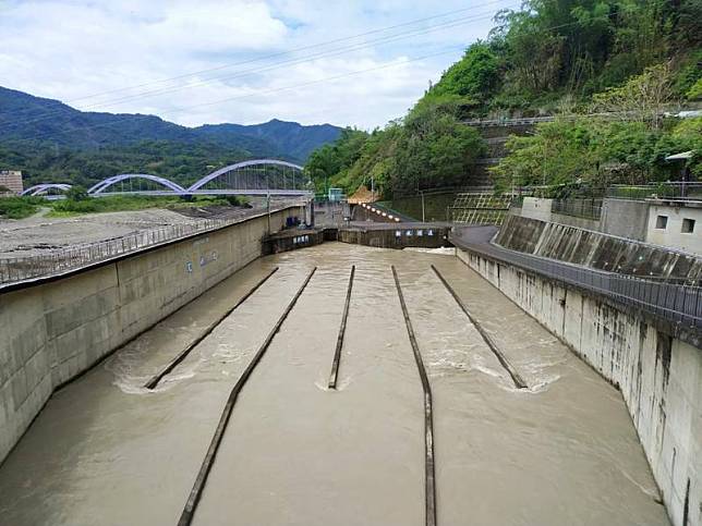 高雄甲仙堰越域引水到南化水庫，5月累積已達3217萬立方公尺。(南水局提供)