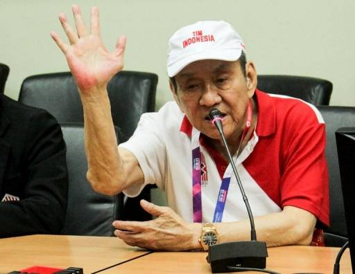 Rifkianto NUGROHO / AFP ไมเคิล บัมบัง ฮาร์โตโน วัย 78 ปี มหาเศรษฐีเบอร์ 1 ของอินโดนีเซียนำทีมลงแข่งกีฬาบริดจ์ในเอเชียนเกมส์ 2018