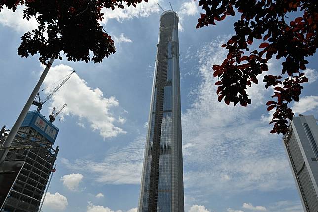 2026年7月14日，在天津拍攝的仍在興建中的高銀金融117大廈照片。（法新社）