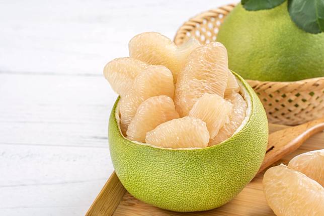 ▲美美的柚子盅，是中秋佳節除了烤肉以外洗版IG的大熱門之一（圖/Shutterstock）