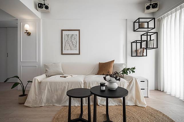 This 850-sq.ft. Taiwan Apartment is a Cosy Sanctuary in the Bustling City