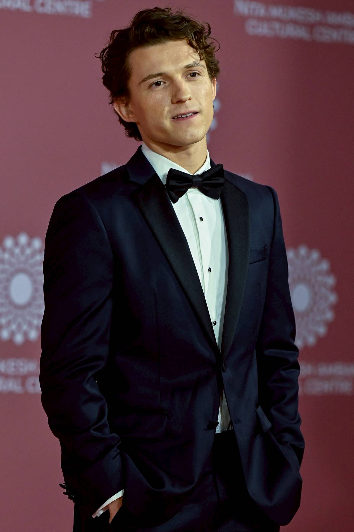 湯姆霍蘭德宣布息影一年！他認詮釋「人格分裂」走不出崩潰了| VOGUE | LINE TODAY