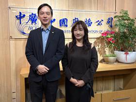 牛喣庭接受王淺秋訪問時表示，憲法並沒有規定要何時審完總預算，賴清德被打臉。