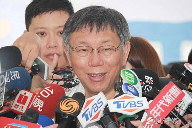 台北市長柯文哲接受接受《POP撞新聞》節目專訪，主持人黃暐瀚表示，柯文哲此次專訪把心內話講太白。（方炳超攝）