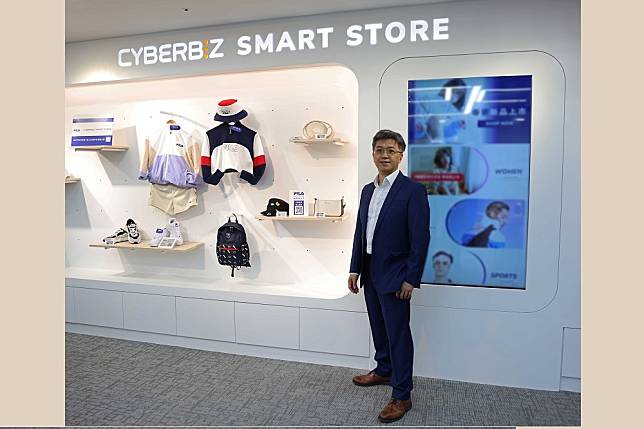 CYBERBIZ虛實發威，打造 SMART STORE搶攻 OMO商機。（CYBERBIZ提供）